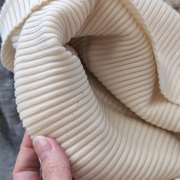 Philip Lim 3.1 fuzzy sweater with oversized neck - Picture 5 of 5